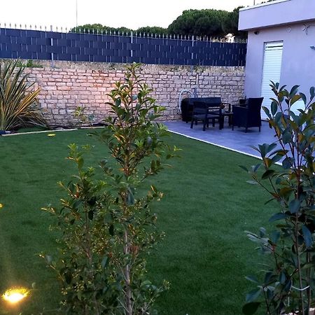 Bellatmosfera Bed & Breakfast Trani Bagian luar foto